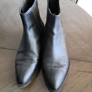 Vince chelsea boots